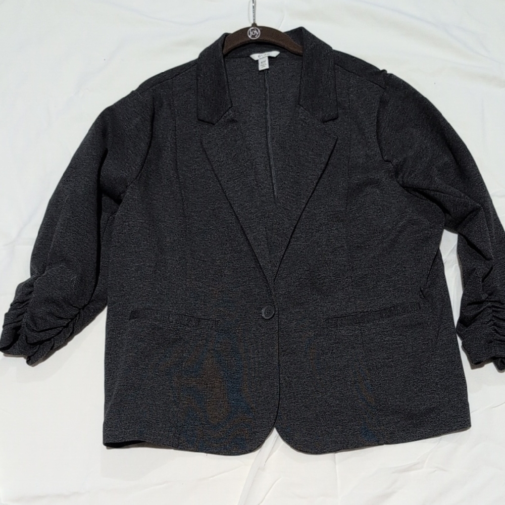 Black Blazer with Notched Lapels and Relaxed Fit